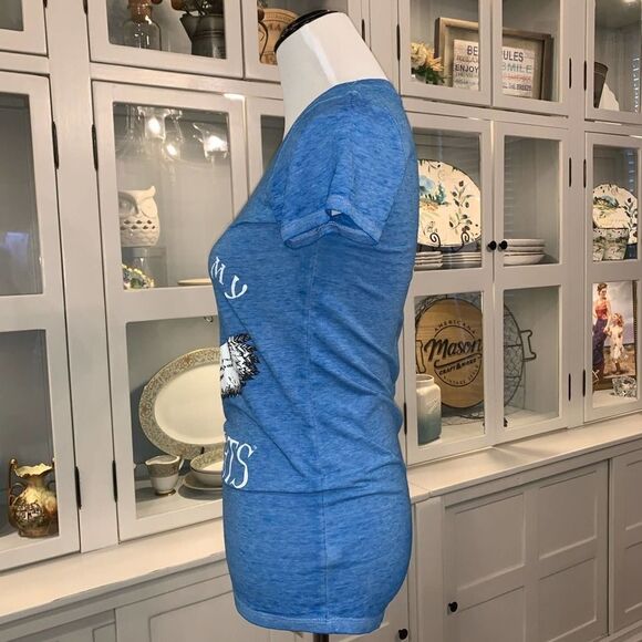 Harry Potter-Waiting on my Letter to Hogwarts Tee - Picture 2 of 5